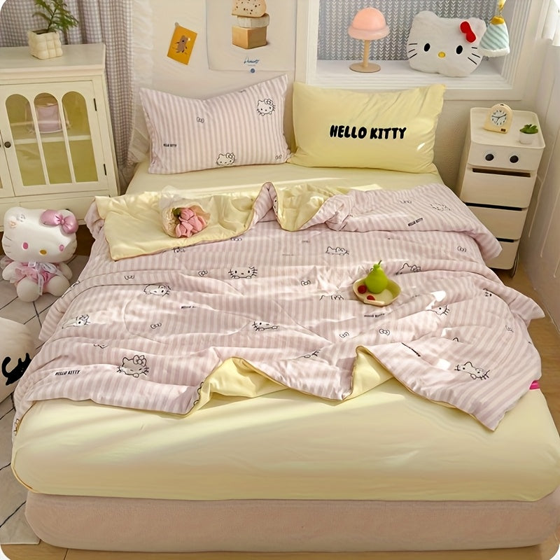 Light Beige Sanrio Summer Hello Kitty Quilt, Soft Microfiber Filling, Hello Kitty Theme, Machine Washable All-Season Lightweight Summer Quilt (Single Piece1, Excluding Pillowcase and Sheet)