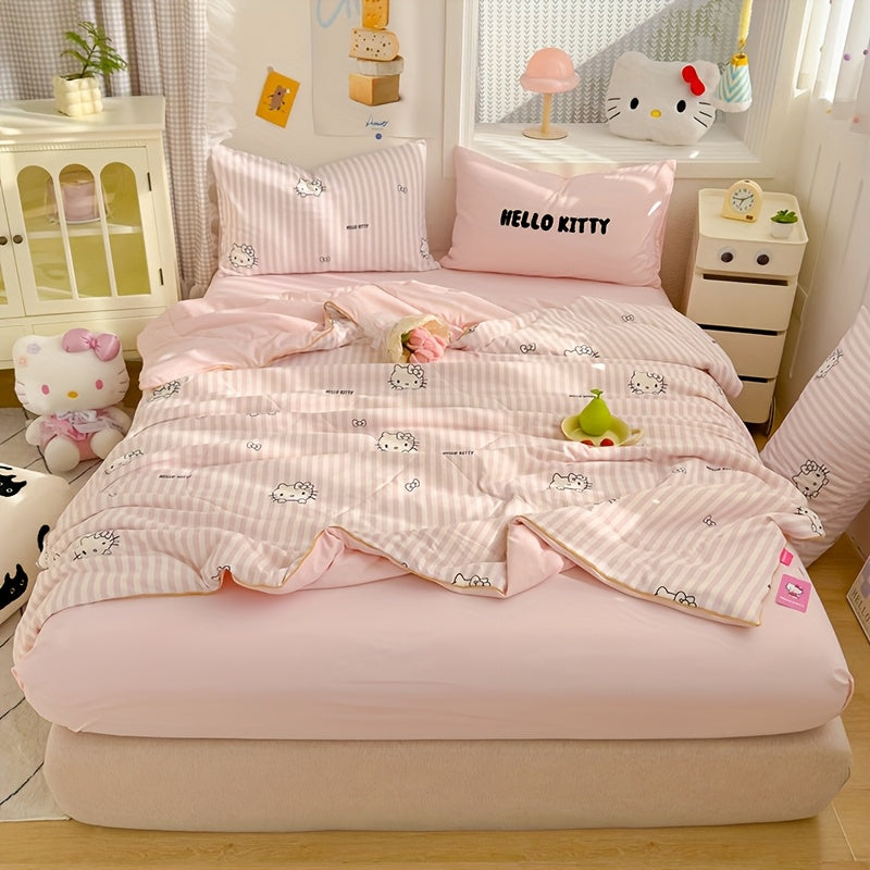 Light Beige Sanrio Summer Hello Kitty Quilt, Soft Microfiber Filling, Hello Kitty Theme, Machine Washable All-Season Lightweight Summer Quilt (Single Piece1, Excluding Pillowcase and Sheet)