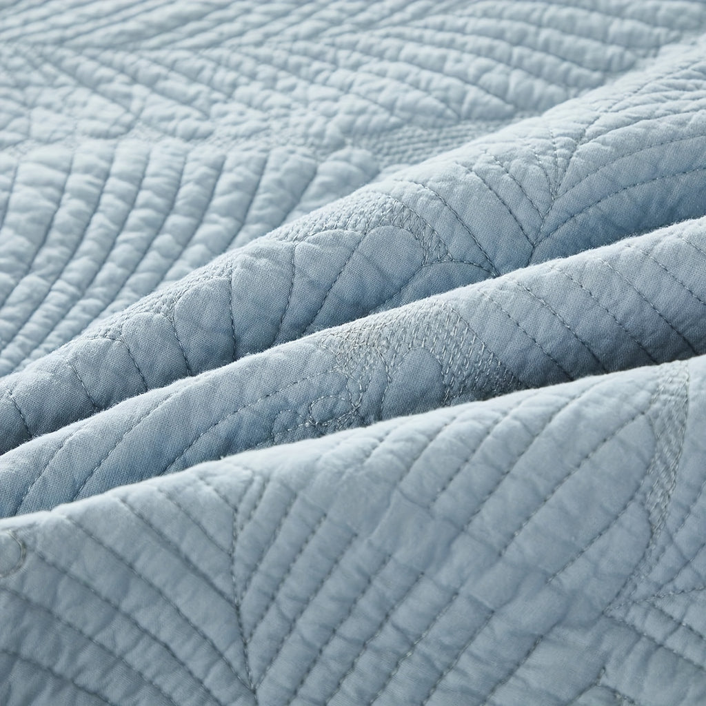 3Pcs Luxury Palm Tree Leaf Pattern Embroidered Quilt Set, 100% Cotton Blue Farmhouse Bedspread Set, Lightweight Soft Tropical Style Coverlet Set, for All-Season, Queen King Size