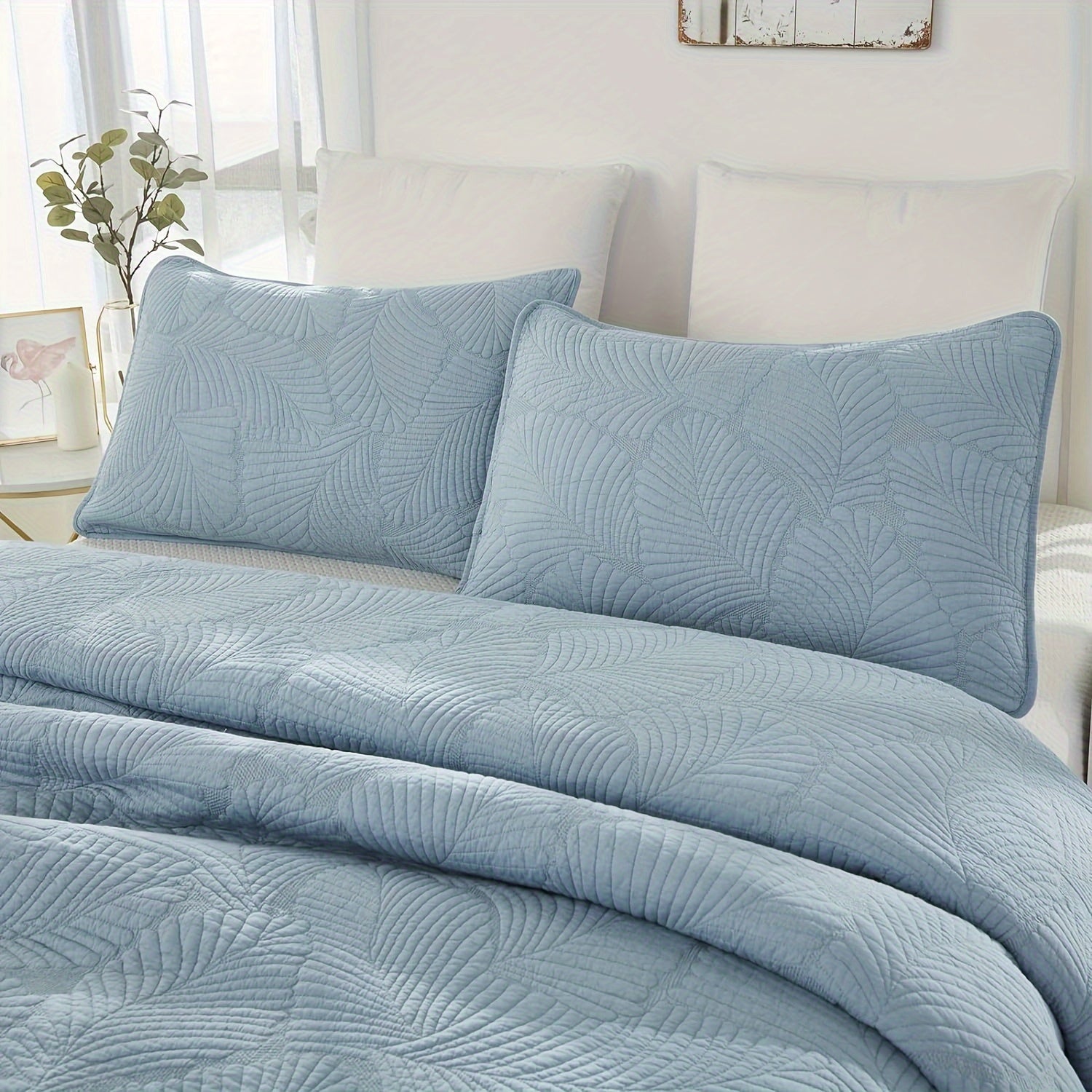 3Pcs Luxury Palm Tree Leaf Pattern Embroidered Quilt Set, 100% Cotton Blue Farmhouse Bedspread Set, Lightweight Soft Tropical Style Coverlet Set, for All-Season, Queen King Size