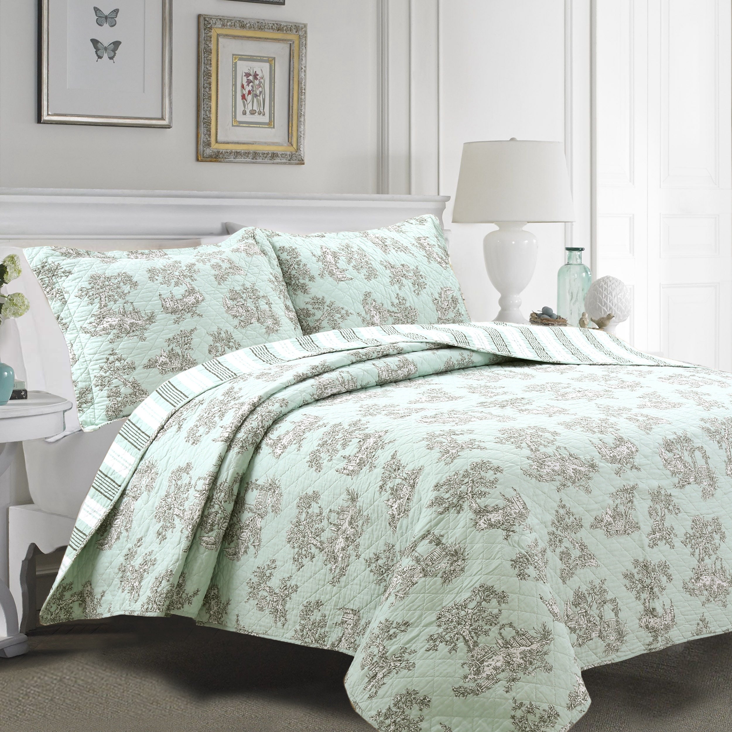 100 Cotton Floral Aqua Teal Blue Reversible Quilt Bedding Set, Lightweight Bedspread Coverlet for All Seasons