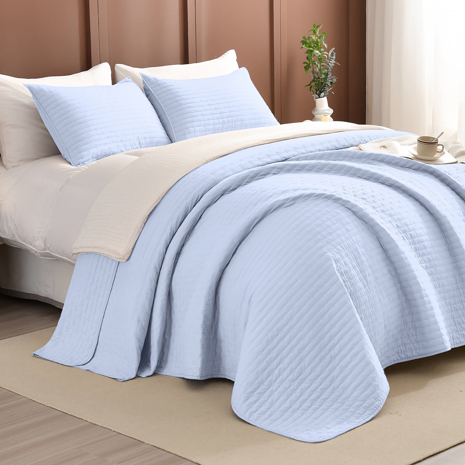 Lightweight Soft Extra Large Thin Quilt Set 3pcs, Minimalist Aesthetic Style, Ultra-Soft Comfortable Lightweight Bedding for All Seasons