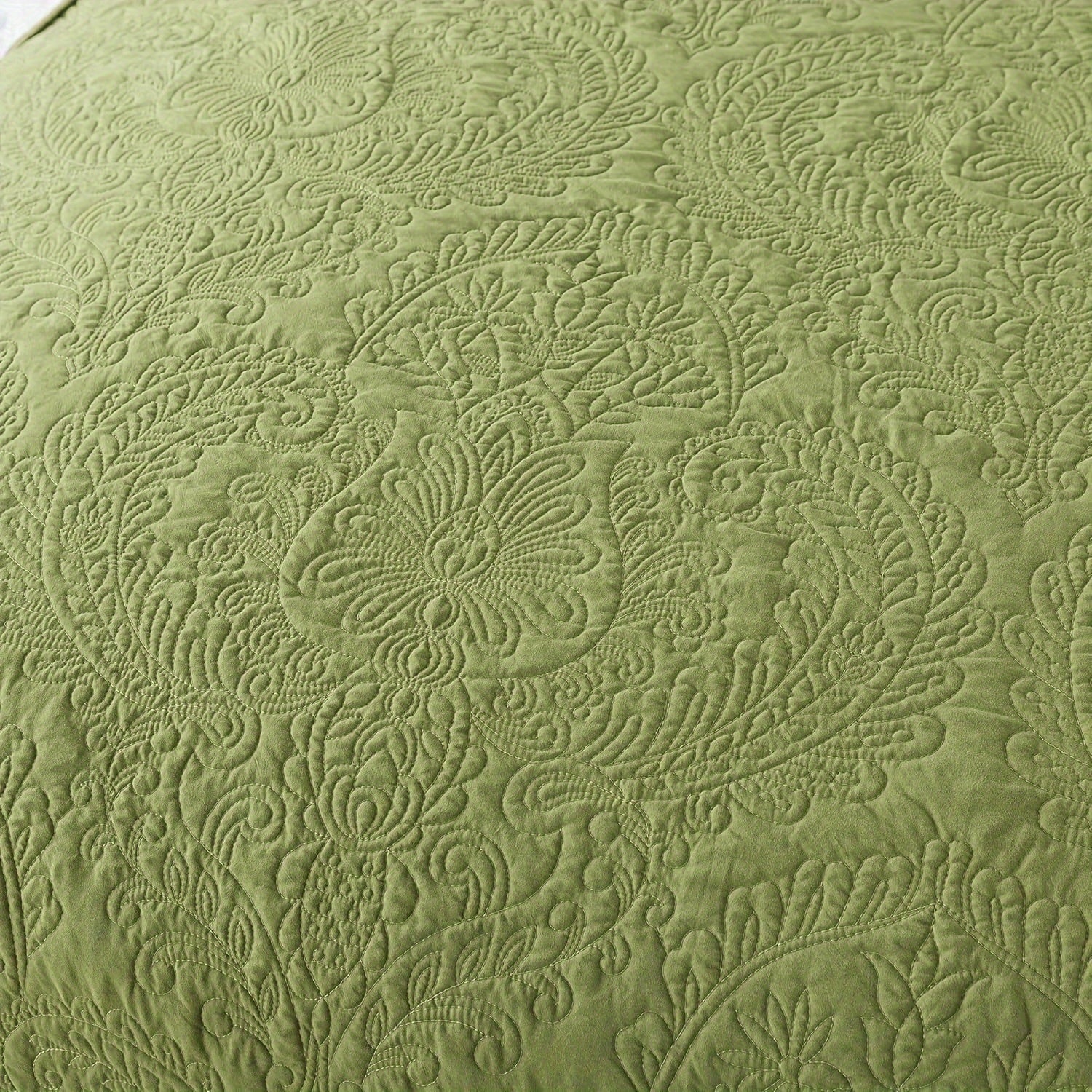 Three-piece Set Of South African Green Master-level Hand-quilted Cotton + Microfiber Quilted to Make Gifts, Affordable And Dignified Home Furnishing, Bed Cover Quilt Can Be Used In All Seasons