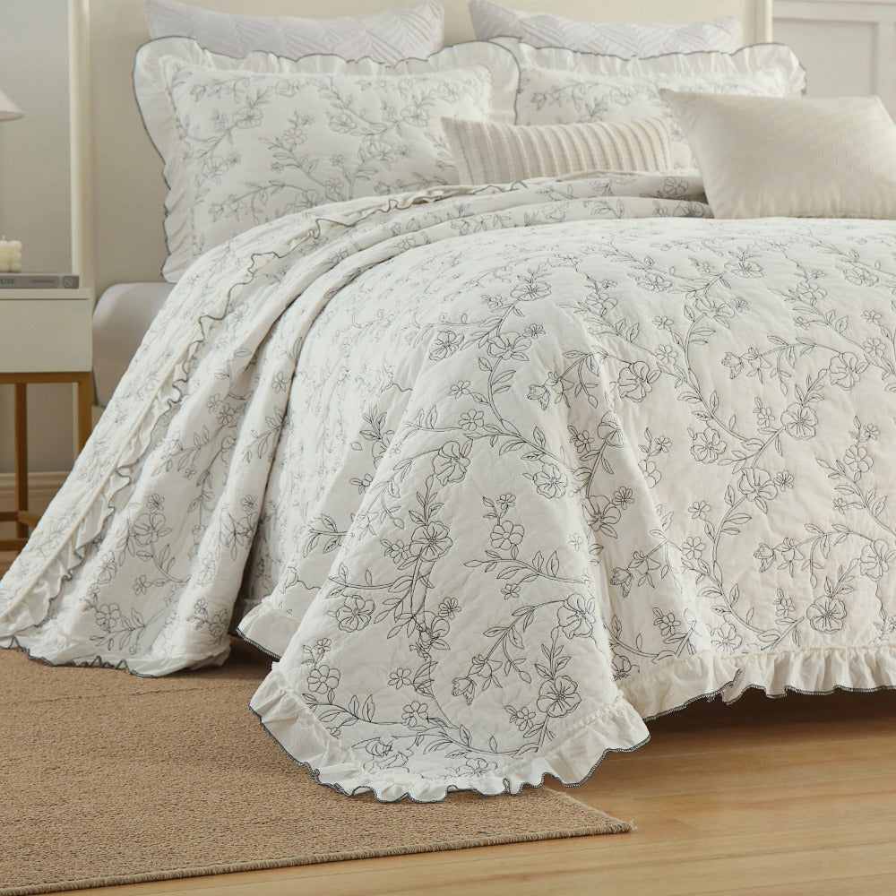 3pcs Floral Ruffled Cotton Oversize Quilt Set Bedspread Set Queen\u002FKing Size Reversible Bedding Set, Coverlet (1 Quilt+2 Pillowshams)