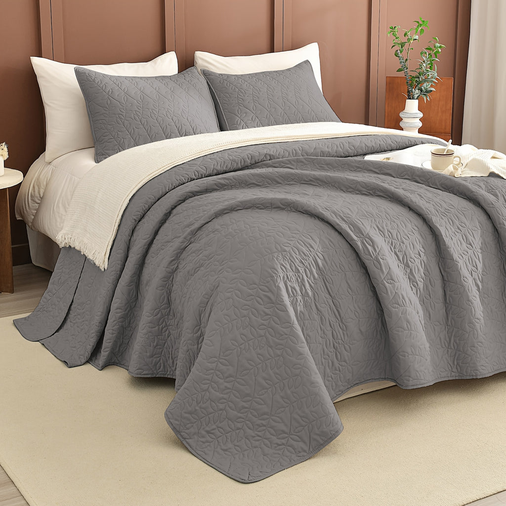 Lightweight Soft Extra Large Thin Quilt Set 3pcs, Minimalist Aesthetic Style, Ultra-Soft Comfortable Lightweight Bedding for All Seasons