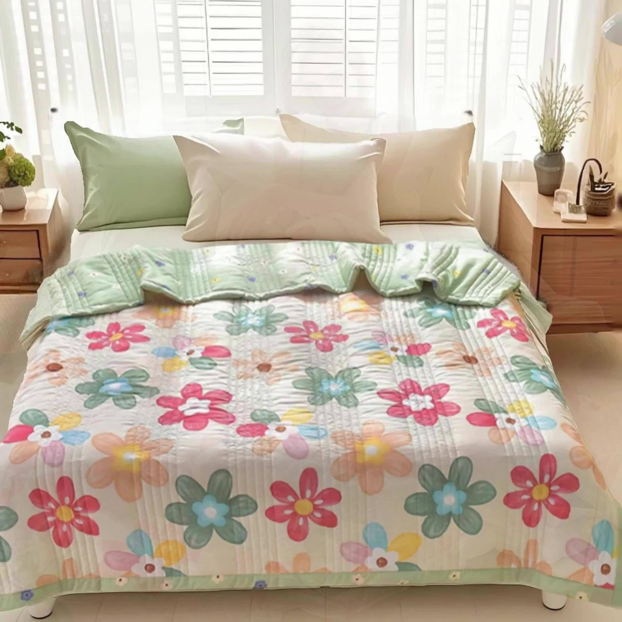 OASKYS Floral Quilt Comforter - Soft Summer Cooling Duvet with Microfiber Filling, Machine Washable, All-Season Lightweight Bedding for Cozy Home Decor, Comfortable Bedding, Decorative Bedding, Flannel Fabric