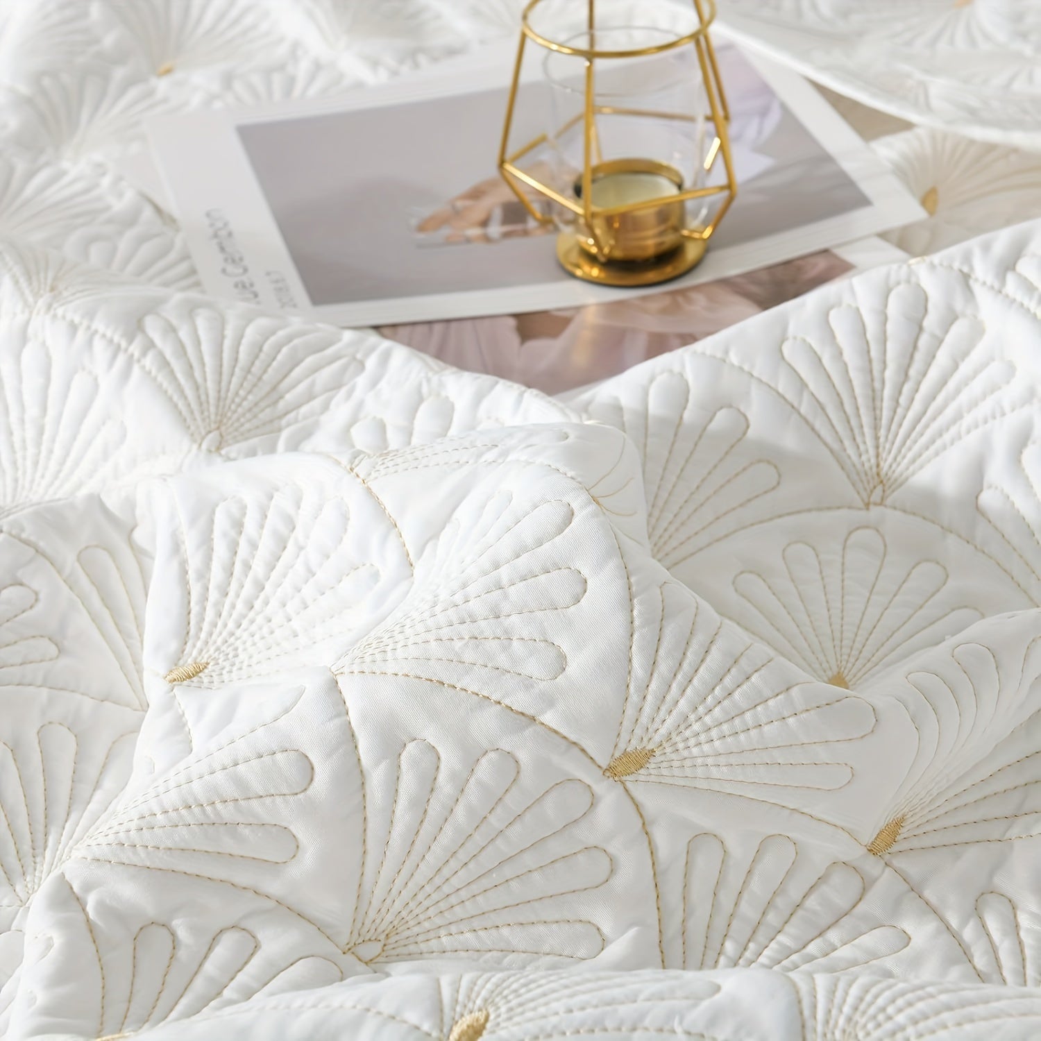 3pcs Queen King Size Luxury Modern Sea Shell Embroidered Quilt Set, 100% Polyester, Creme White - Includes 1 Quilt and 2 Pillow Shams, Lightweight Soft Matelasse Coverlet for All-Season Comfort, Comfortable Clothing|Quilted Design|Textured Fabric