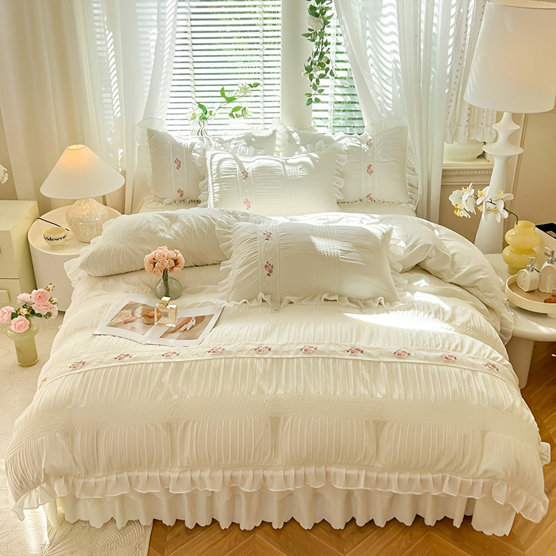 4pcs Solid-color Bedskirt-style Bubble Duvet Cover Set In French Princess Style with Lace Trim (1 Duvet Cover.1 Flat Sheet + 2 Pillowcases, No Fillers). Soft And Comfortable, Machine Washable. Decorative Bedding Perfect for Festive Gifts.