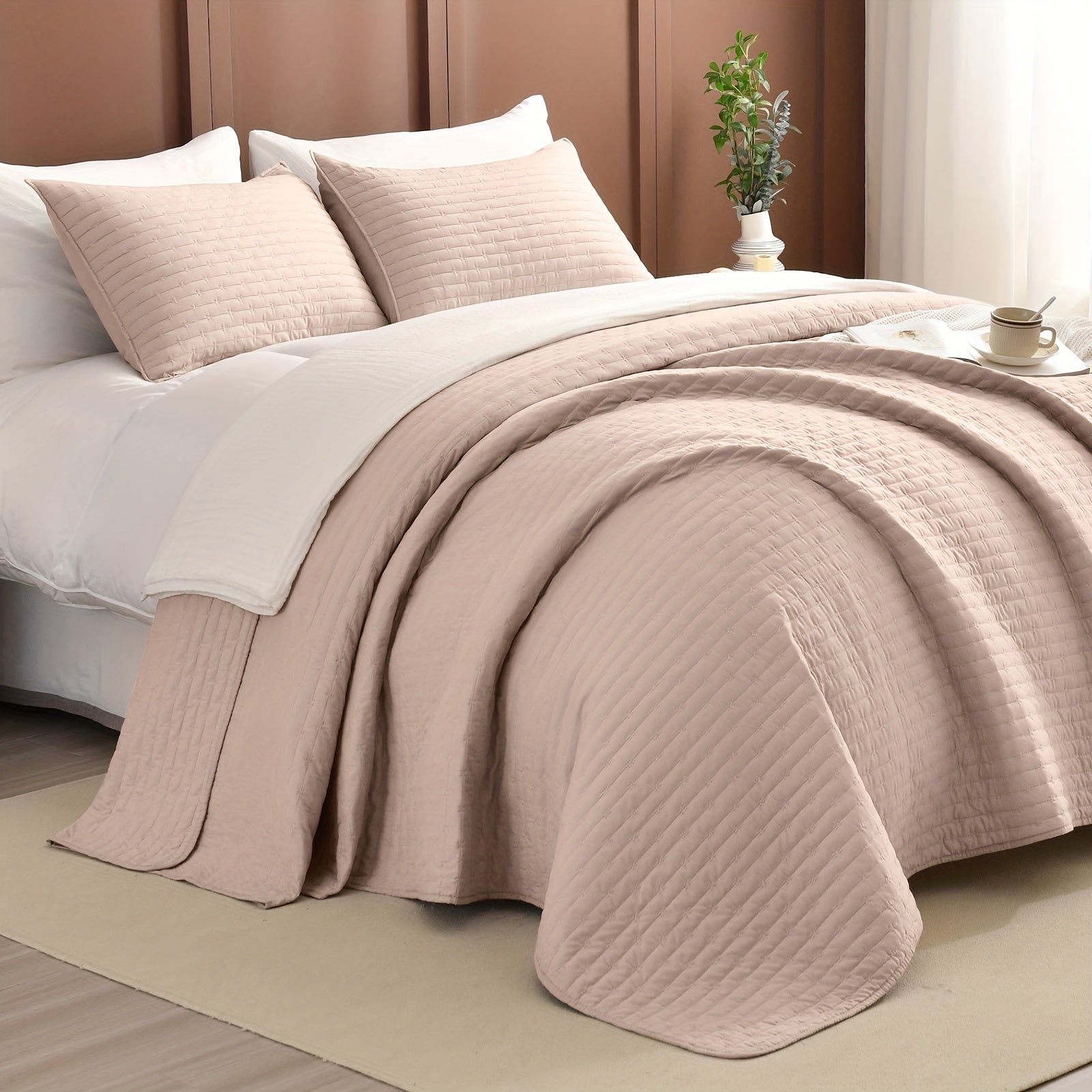 Lightweight Soft Extra Large Thin Quilt Set 3pcs, Minimalist Aesthetic Style, Ultra-Soft Comfortable Lightweight Bedding for All Seasons